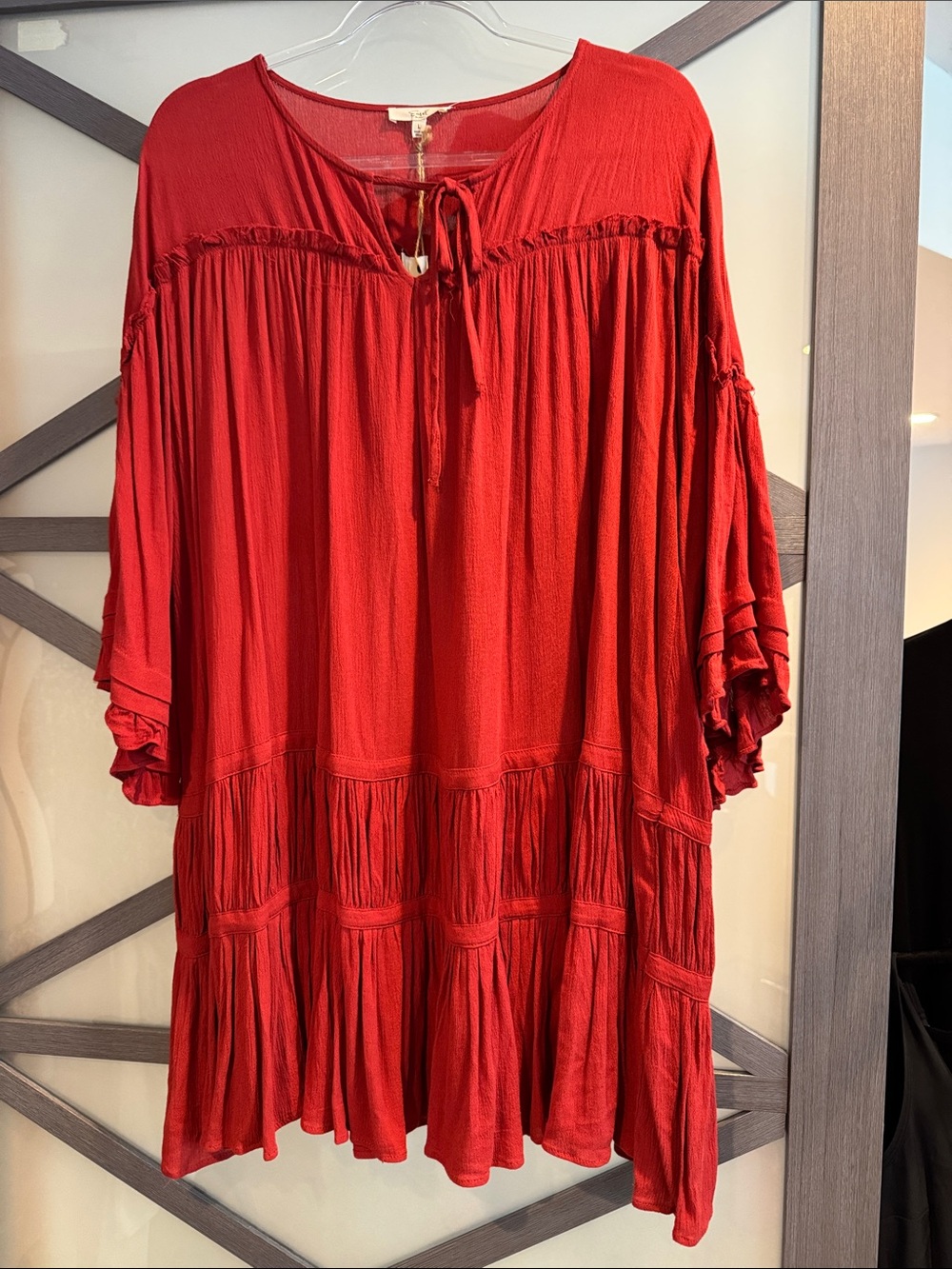 Easel Red Tiered Tie-Neck Mini Dress NWT Size Large